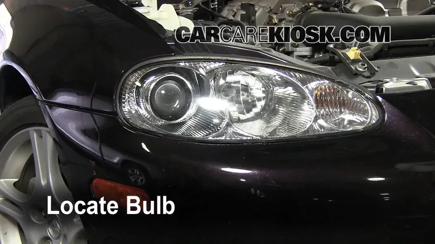2005 Mazda Miata LS 1.8L 4 Cyl. Éclairage Feu clignotant avant (remplacer l'ampoule)